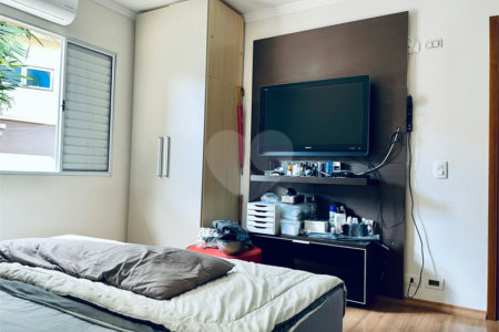 Casa à venda com 3 quartos, sendo 1 suíte, no condomínio Shambala I, Atibaia - SP