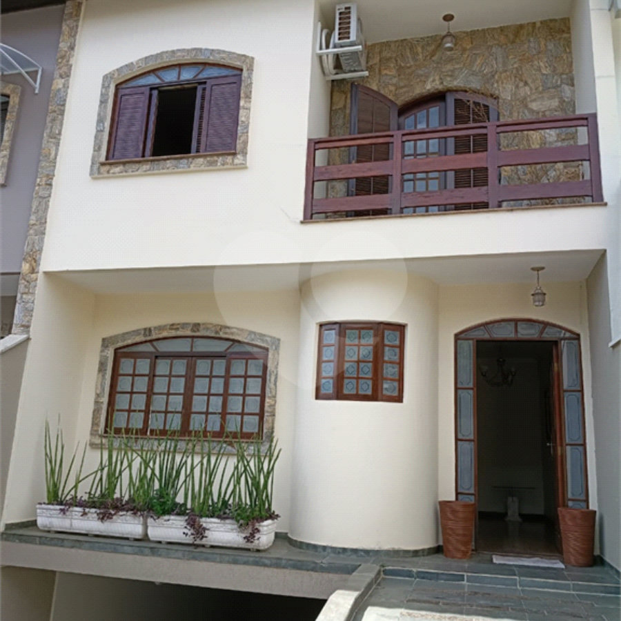 Casa à venda com 3 quartos, sendo 1 suíte, em Chácara Jafet, Mogi das Cruzes, SP