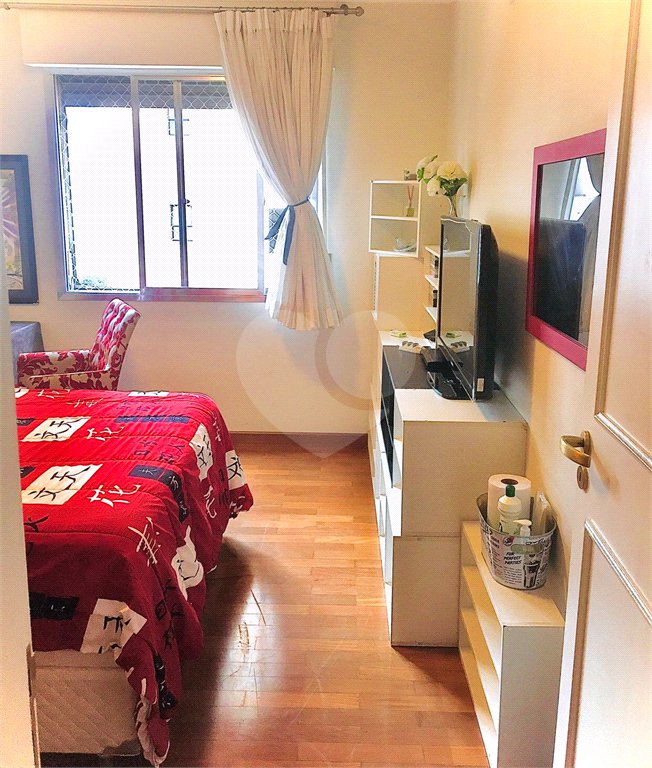 Apartamento à venda com 3 quartos, sendo 1 suíte, em Pinheiros, São Paulo, SP