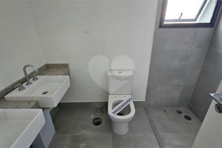 Apartamento à venda com 3 suítes em Água Branca, São Paulo, SP