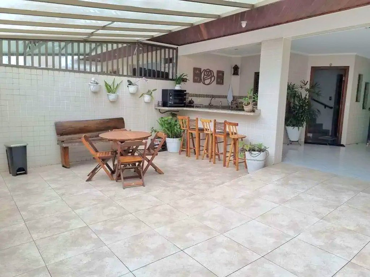 Casa com 3 dormitórios à venda, 159 m² por R$ 1.380.000,00 - Embaré - Santos/SP
