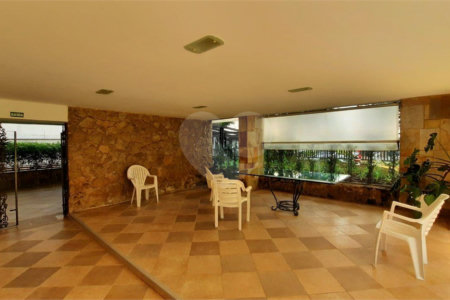 Apartamento à venda com 3 quartos, sendo 1 suíte, em Santa Cecília, São Paulo, SP