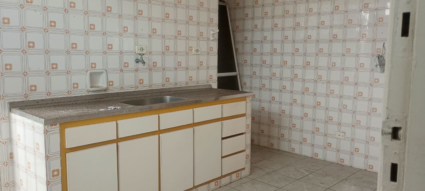 Apartamento com 3 dormitórios para alugar, 140 m² por R$ 3.850,00/mês - Itararé - São Vicente/SP
