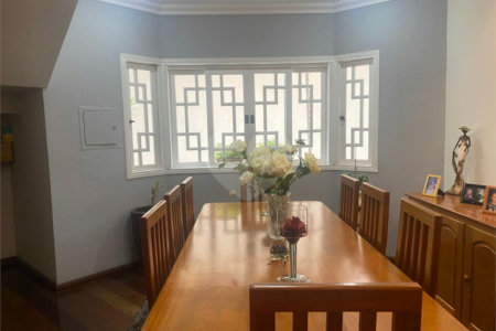 Casa à venda com 3 suítes em Vila Carrão, São Paulo, SP