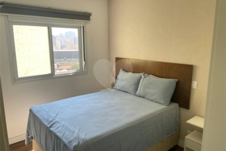 Apartamento à venda com 2 quartos em Aclimação, São Paulo, SP