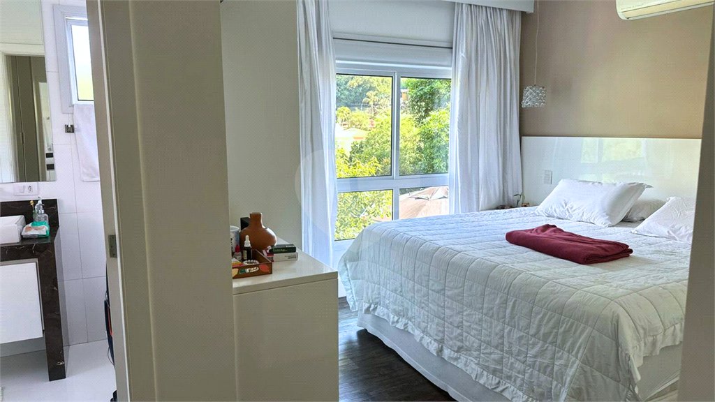 Casa à venda com 3 quartos, sendo 1 suíte,  em Horto Florestal, São Paulo, SP