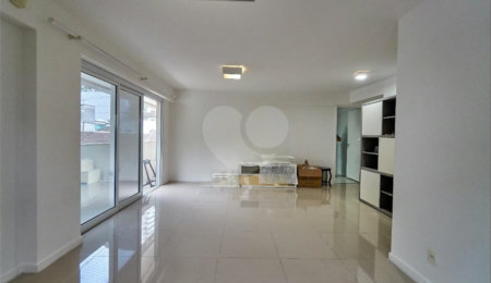 Apartamento à venda com 2 quartos, sendo 1 suíte,  em Tijuca, Rio de Janeiro, RJ