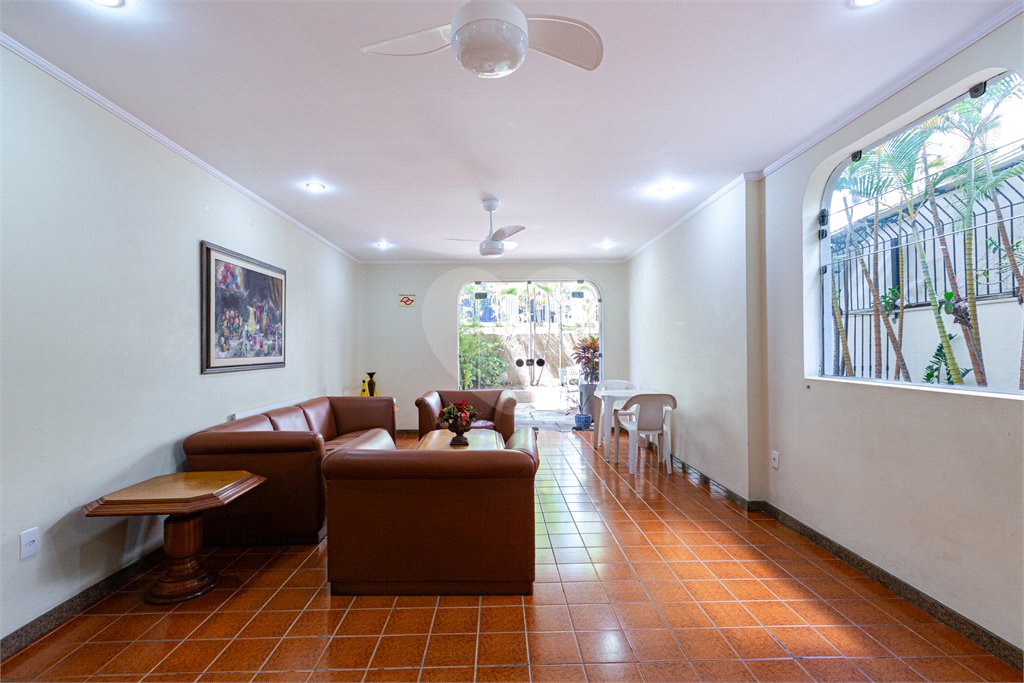 Apartamento à venda com 3 quartos, sendo 1 suíte, em Santa Cecília, São Paulo, SP