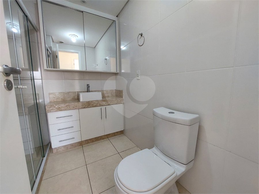 Apartamento para alugar com 2 quartos, sendo 1 suíte, em Parque São Domingos, São Paulo, SP