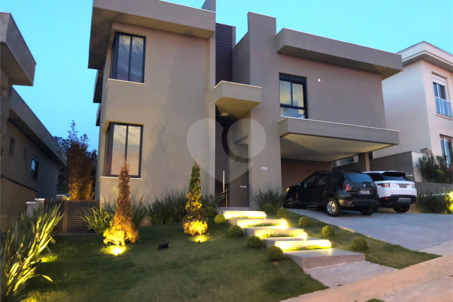 Casa à venda ou para alugar com 4 suítes no condomínio Residencial Tamboré 10, Santana de Parnaíba - SP