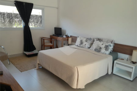 Casa à venda com 3 suítes no condomínio Village Ipanema 1, Araçoiaba da Serra - SP