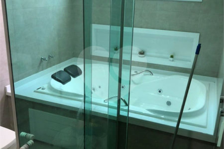 Casa à venda com 3 suítes no condomínio Vila do Bosque, Sorocaba - SP