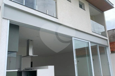 Casa à venda com 3 suítes no condomínio Residencial London Park, Indaiatuba - SP