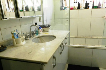 Casa de Vila à venda com 5 quartos, sendo 2 suítes, em Jardim Marajoara, São Paulo, SP