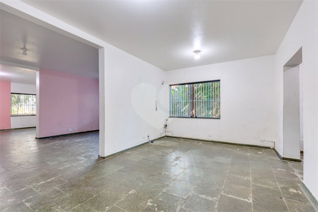 Sobrado à venda ou para alugar com 4 quartos em Jardim Petrópolis, São Paulo, SP