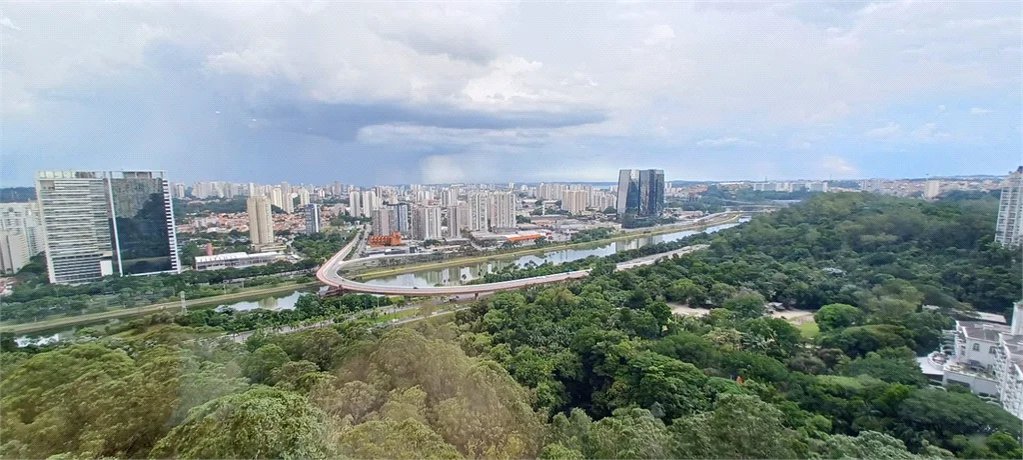 Apartamento à venda com 4 suítes em Jardim Fonte do Morumbi, São Paulo, SP