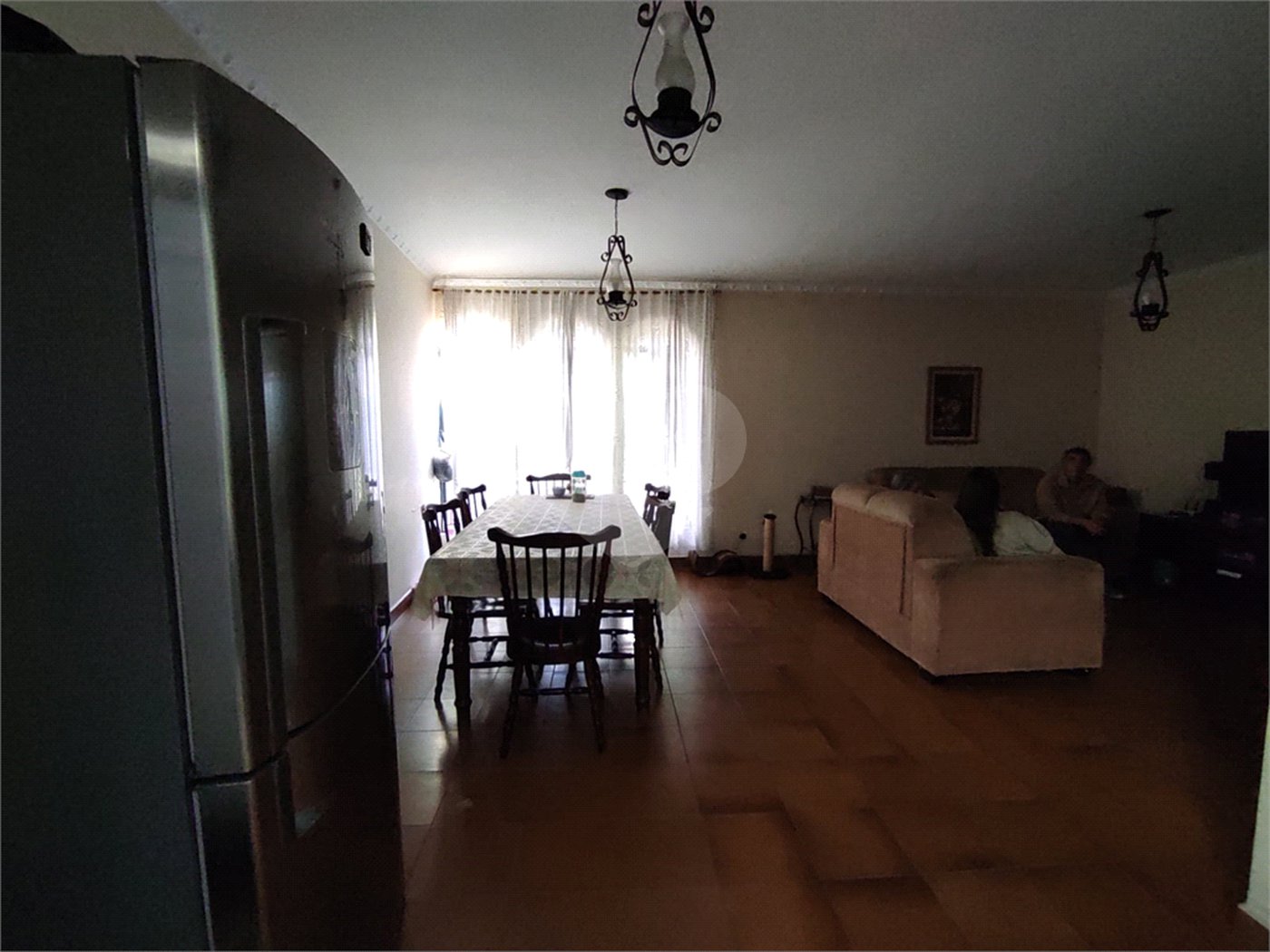 Casa à venda com 3 quartos, sendo 1 suíte, no Centro, Poá, SP