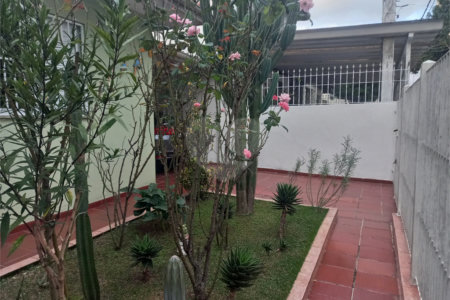 Casa Térrea à venda com 3 quartos, sendo 2 suítes, em Santo Amaro, São Paulo, SP