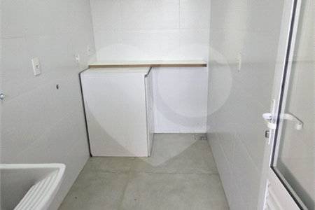 Casa para alugar com 3 suítes no condomínio Dona Lucila, Indaiatuba - SP