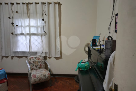 Casa à venda com 2 quartos em Vila Galvão, Guarulhos, SP