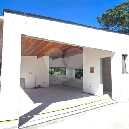 Casa à venda com 4 suítes em Alto da Boa Vista, São Paulo, SP
