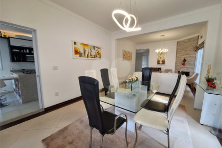 Casa à venda com 3 suítes no condomínio Residencial Villa Di Treviso, Vinhedo - SP