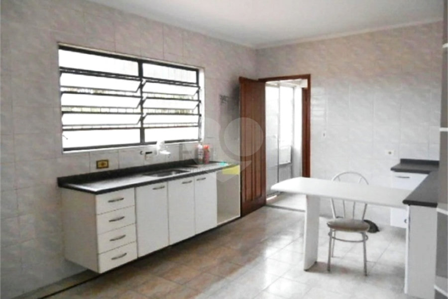 Sobrado à venda com 3 quartos, sendo 1 suíte,  em Santa Terezinha, São Paulo, SP