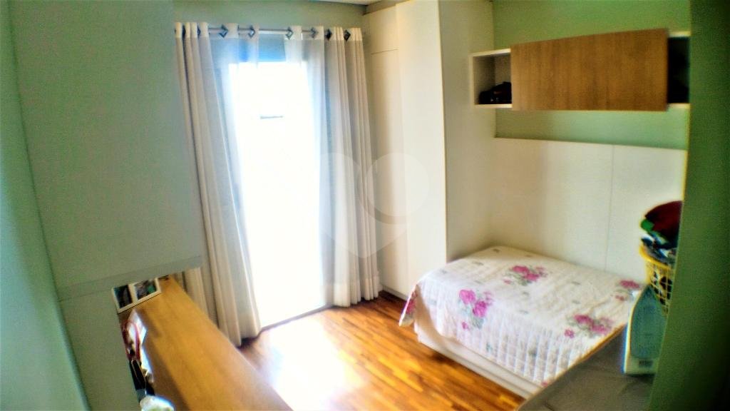 Casa à venda com 5 suítes no condomínio Travessa Tenente Ariston de Oliveira,4, São Paulo - SP