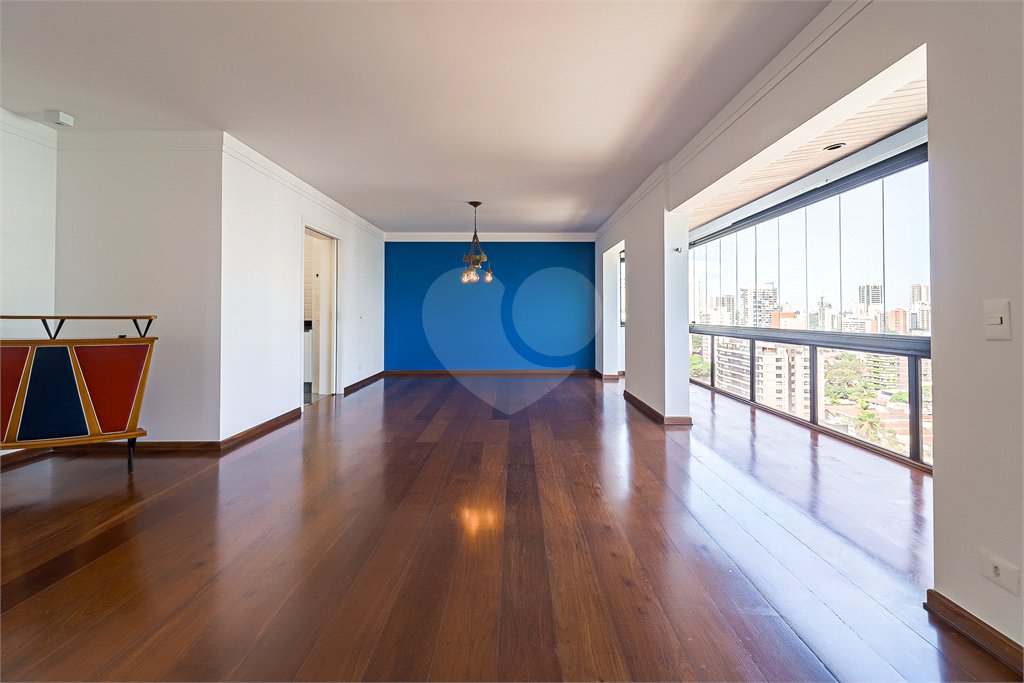 Apartamento à venda com 3 suítes em Cidade Monções, São Paulo, SP