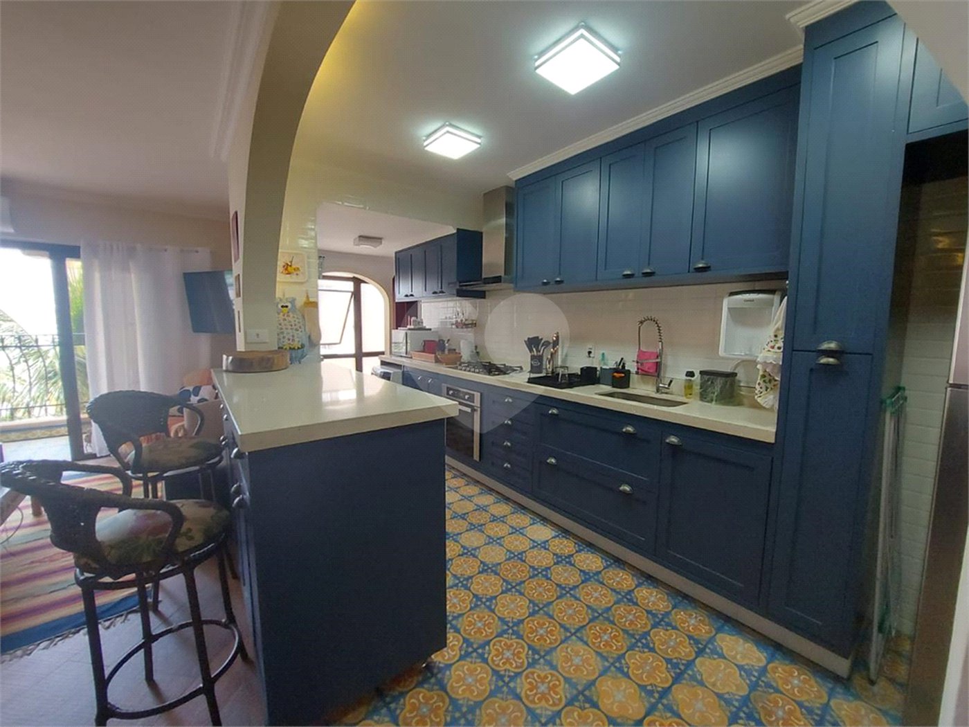 Apartamento à venda com 3 quartos, sendo 1 suíte,  em Enseada, Guarujá, SP