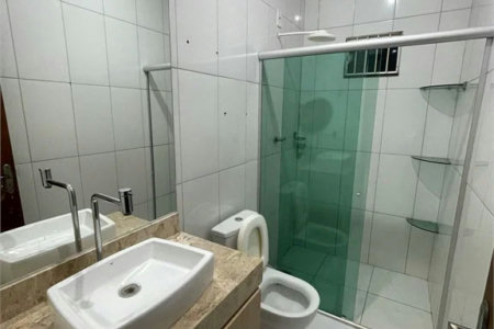 Casa para alugar com 3 quartos, sendo 2 suítes, em Manoel Novo, Balsas, MA