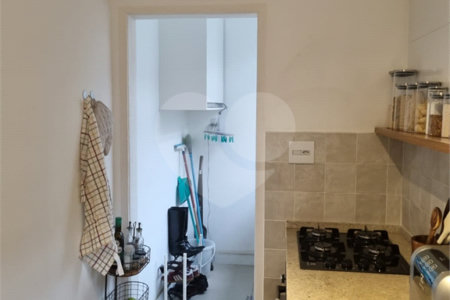 Apartamento à venda com 2 quartos em Moema, São Paulo, SP