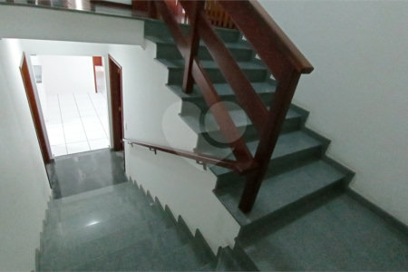 Casa à venda com 5 quartos, sendo 3 suítes, em Nova Vinhedo, Vinhedo, SP