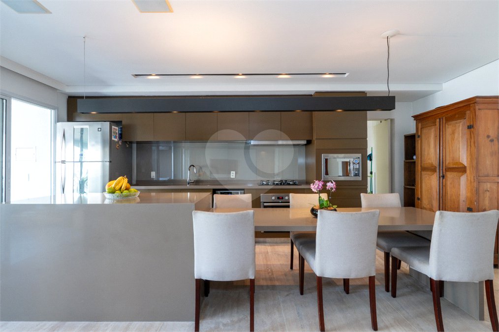 Apartamento à venda com 2 suítes em Brooklin, São Paulo, SP