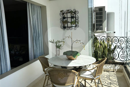 Apartamento à venda com 4 suítes em Real Parque, São Paulo, SP