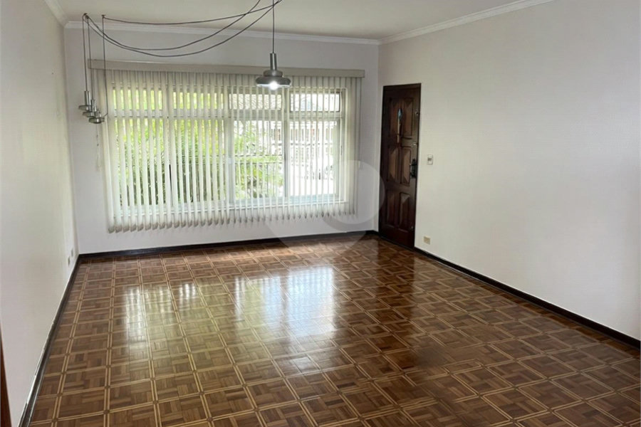 Sobrado à venda ou para alugar com 3 quartos, sendo 2 suítes, em Santana, São Paulo, SP