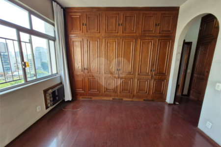Apartamento à venda com 3 quartos, sendo 1 suíte,  em Tijuca, Rio de Janeiro, RJ