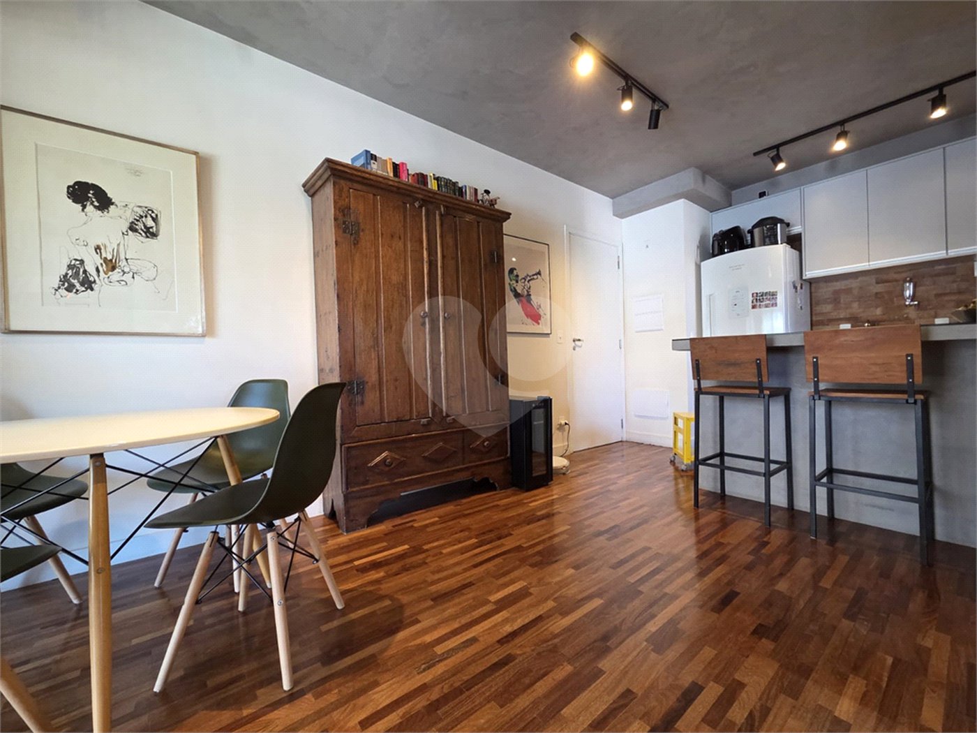Apartamento à venda com 2 quartos, sendo 1 suíte, em Pinheiros, São Paulo, SP
