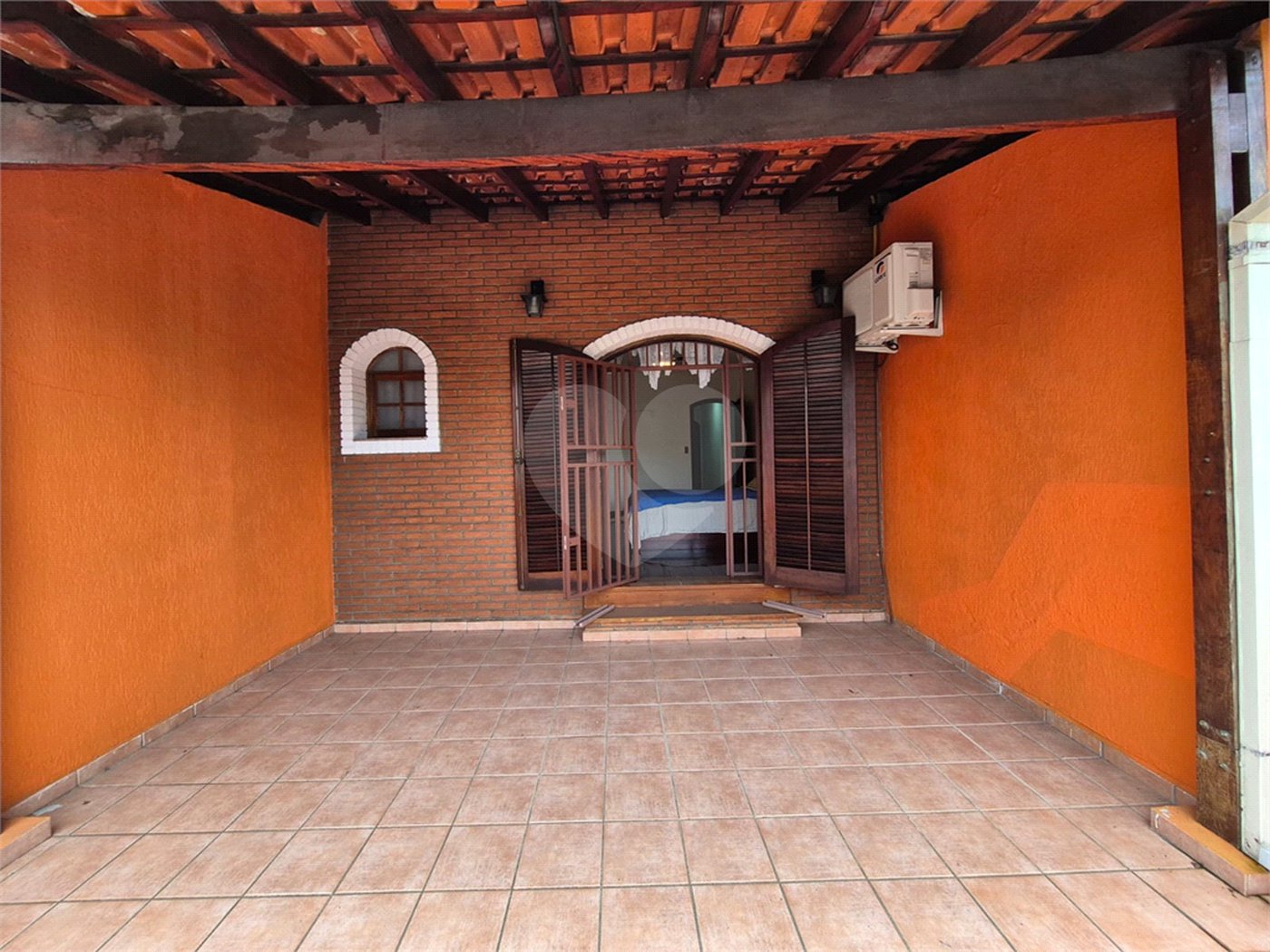 Sobrado à venda com 3 quartos, sendo 1 suíte, em Jardim Sarah, São Paulo, SP
