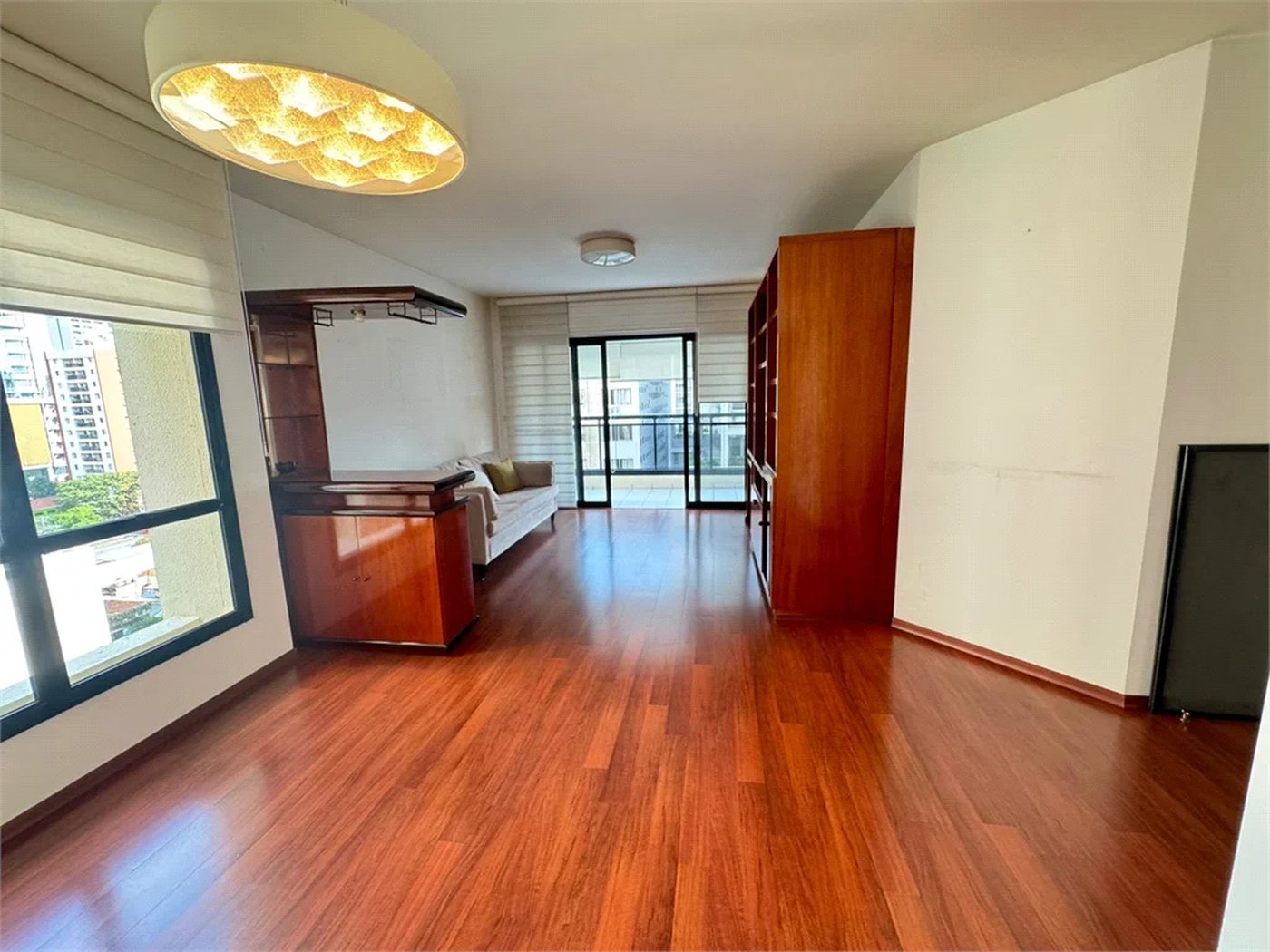 Apartamento à venda com 4 quartos, sendo 2 suítes, em Pinheiros, São Paulo, SP