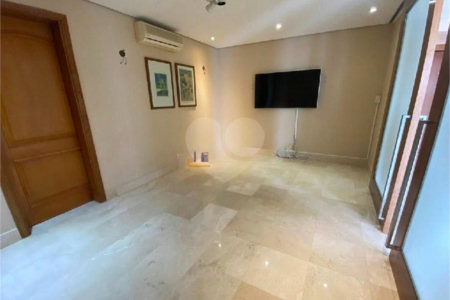 Apartamento à venda com 3 suítes em Vila Suzana, São Paulo, SP