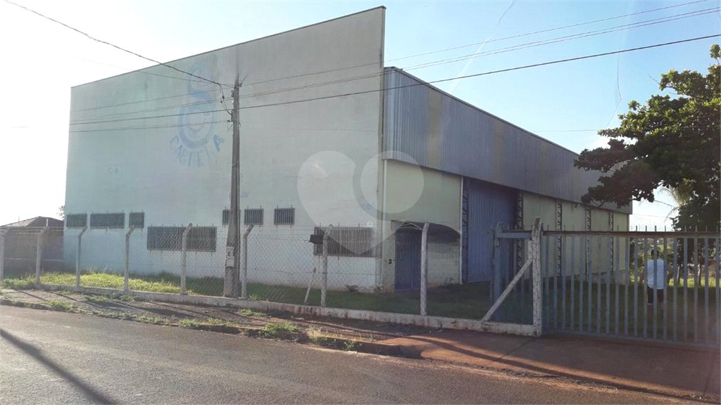 Galpão à venda ou para alugar em Jardim Eliana, Araraquara, SP