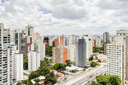 Apartamento à venda com 3 suítes em Campo Belo, São Paulo, SP