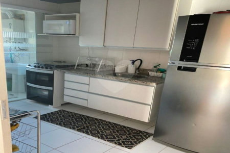 Apartamento à venda com 3 suítes em Vila Suzana, São Paulo, SP