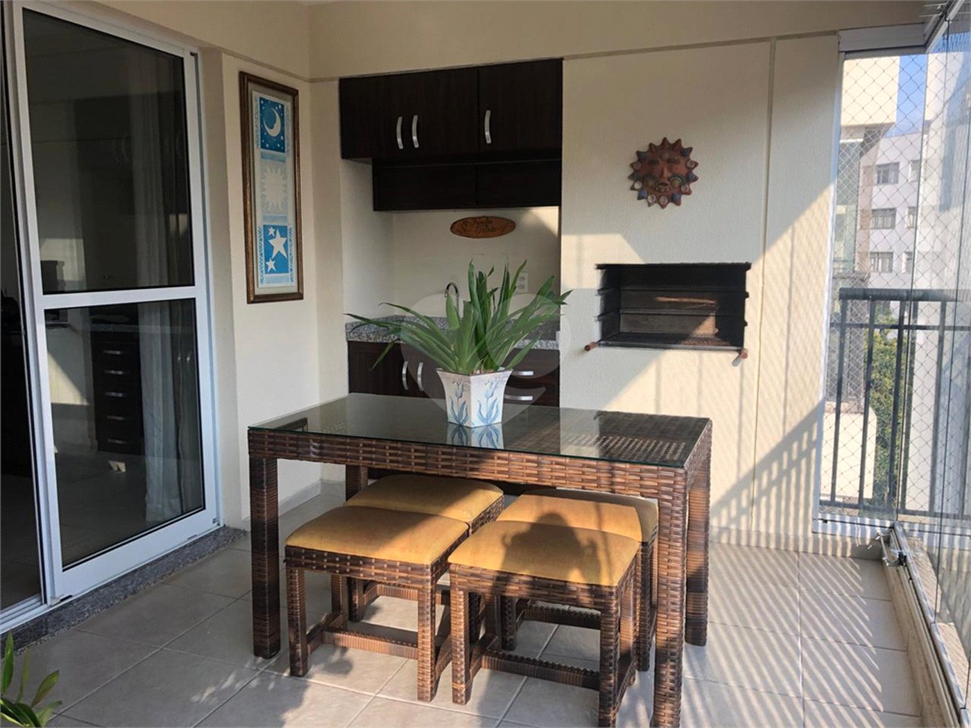 Apartamento de 176 m2 com 4 dormitórios sendo 3 suítes com 3 vagsa Condomínio Dolce Vita Avenida Lacerda Franco ,Cambuci -São Paulo