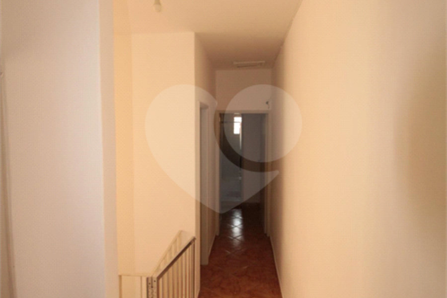 Sobrado à venda com 4 quartos, sendo 1 suíte, em Vila Isolina Mazzei, São Paulo, SP