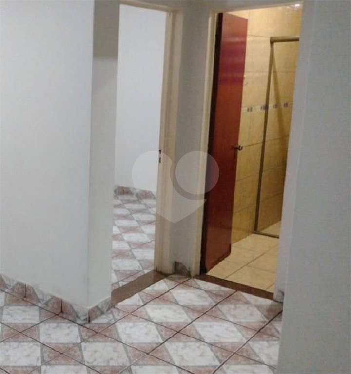 Apartamento com 2 dormitórios.