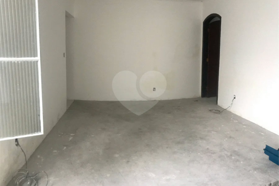 Sobrado à venda com 3 quartos em Vila Sacadura Cabral, Santo André, SP