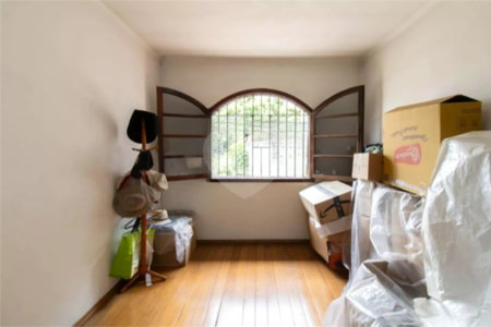 Casa à venda com 3 quartos, sendo 2 suítes,  em Jardim Santa Mena, Guarulhos, SP
