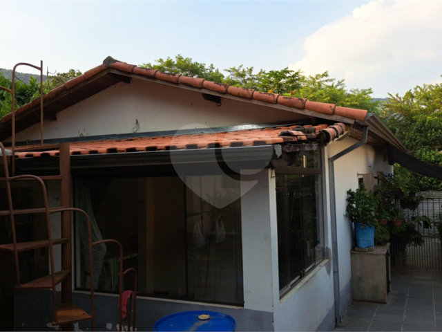 Casa à venda com 3 quartos no Centro, Mairiporã, SP